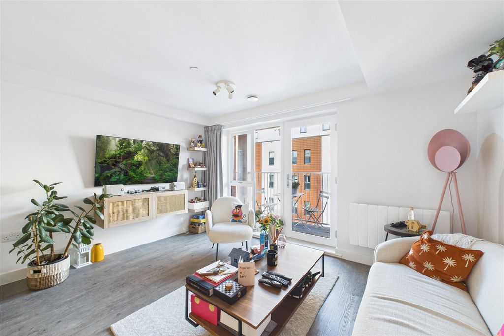 Property photo 2 of 7 Picture No. 04