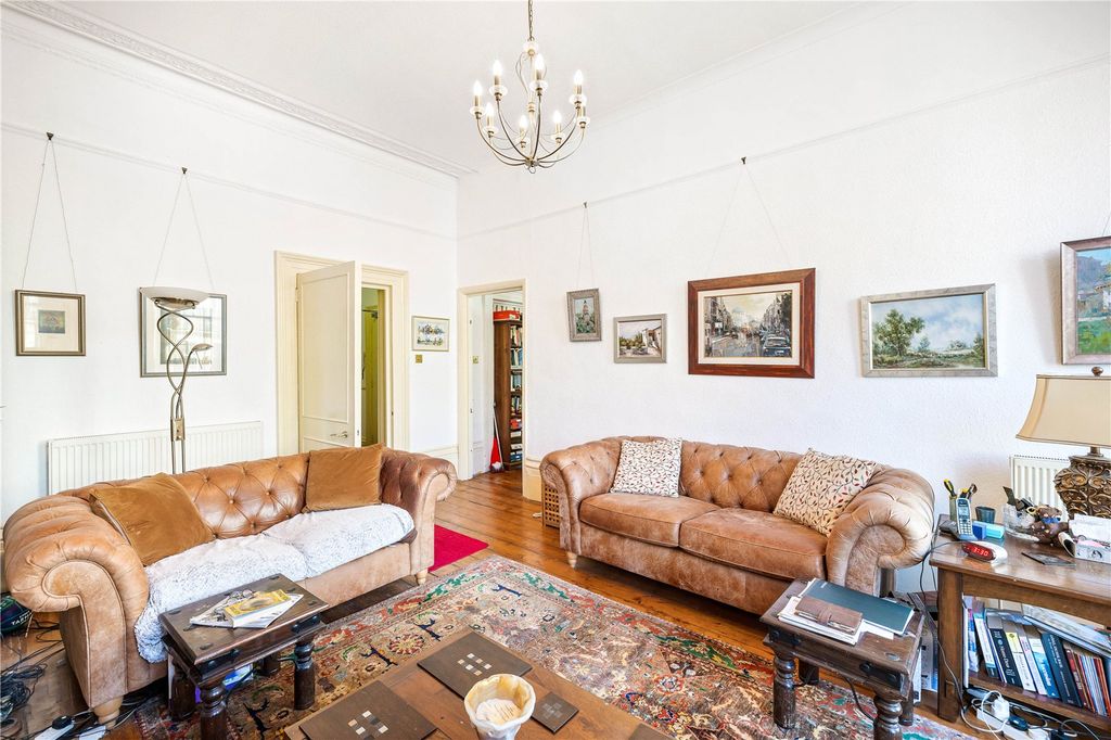 Property photo 3 of 12 Picture No. 14