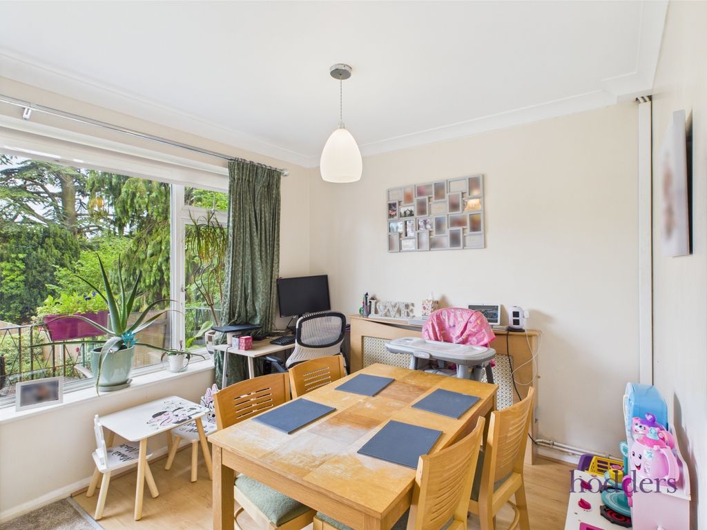 Property photo 3 of 16 Picture No. 23