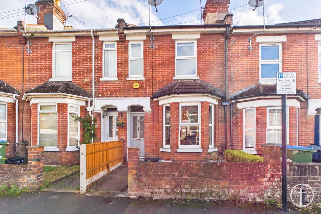Property photo 1 of 11