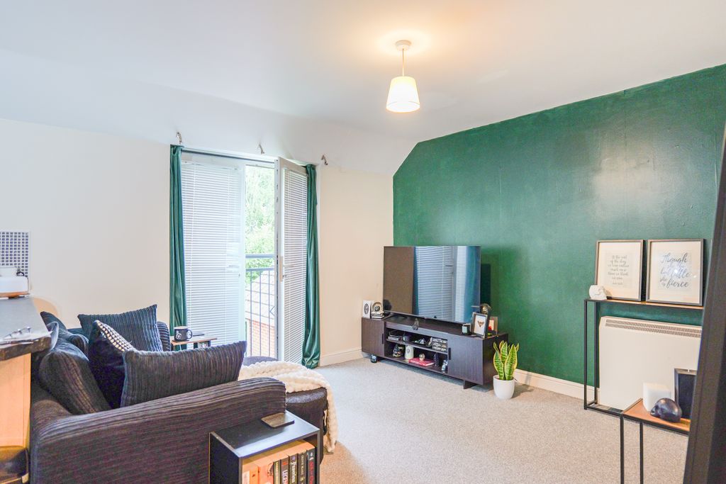 Property photo 3 of 19