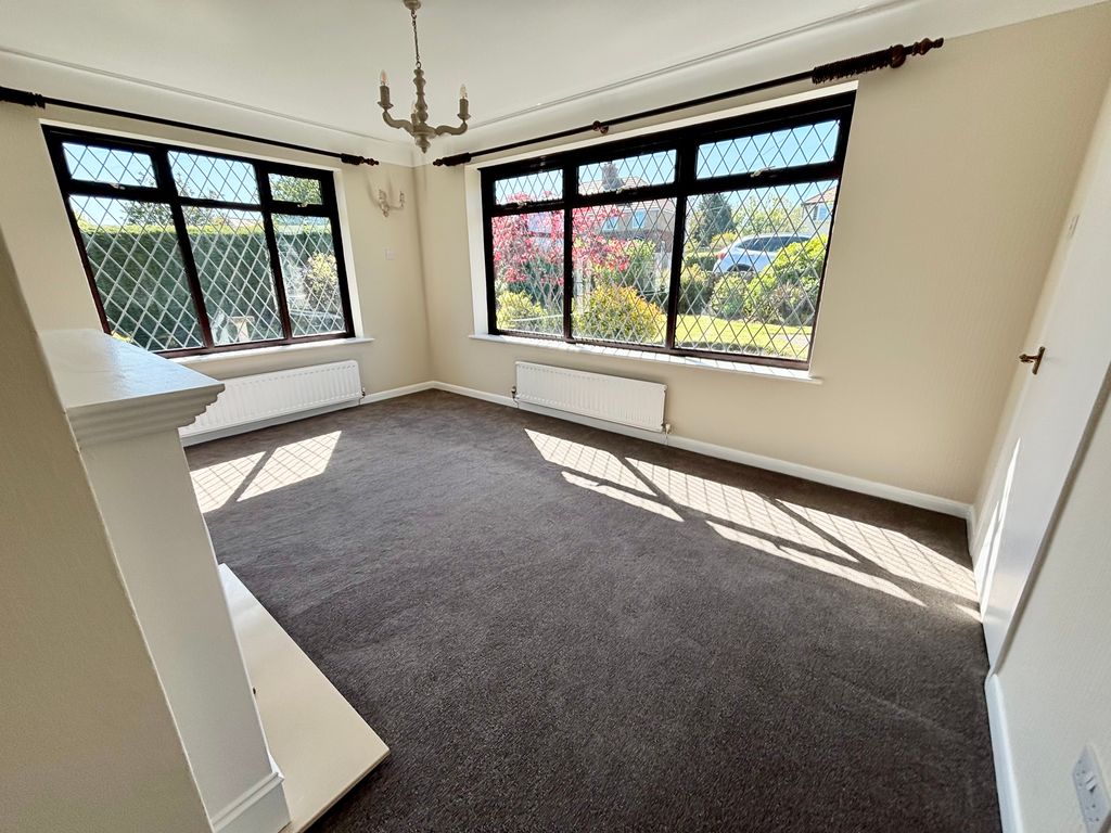 Property photo 2 of 28 Img_4488