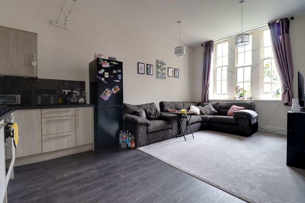 Property photo 2 of 9 Open Plan Kitchen/Living Room