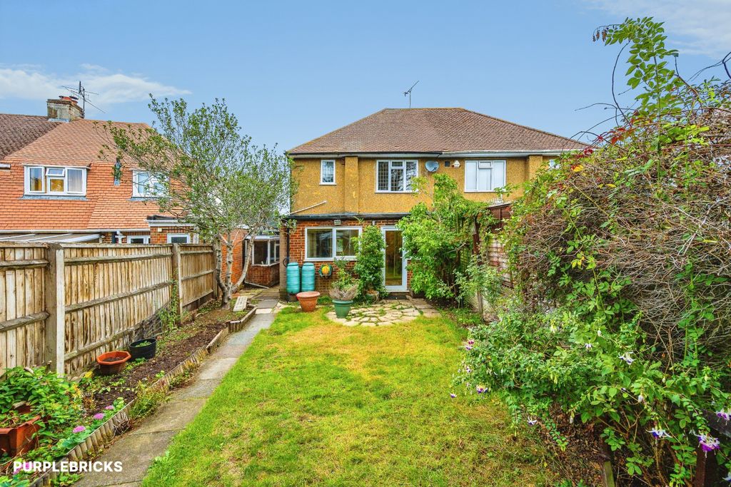 Property photo 2 of 31