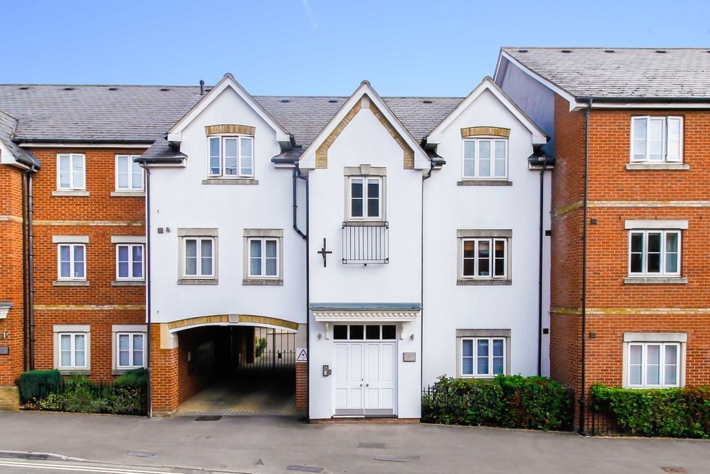 Property photo 2 of 9 66305