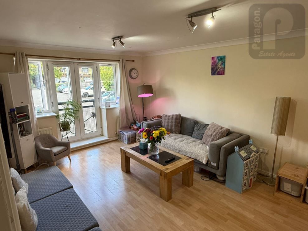 Property photo 2 of 13