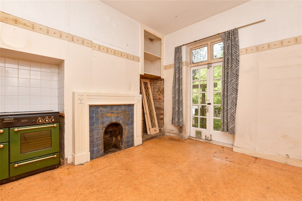 Property photo 2 of 12 Dining Room