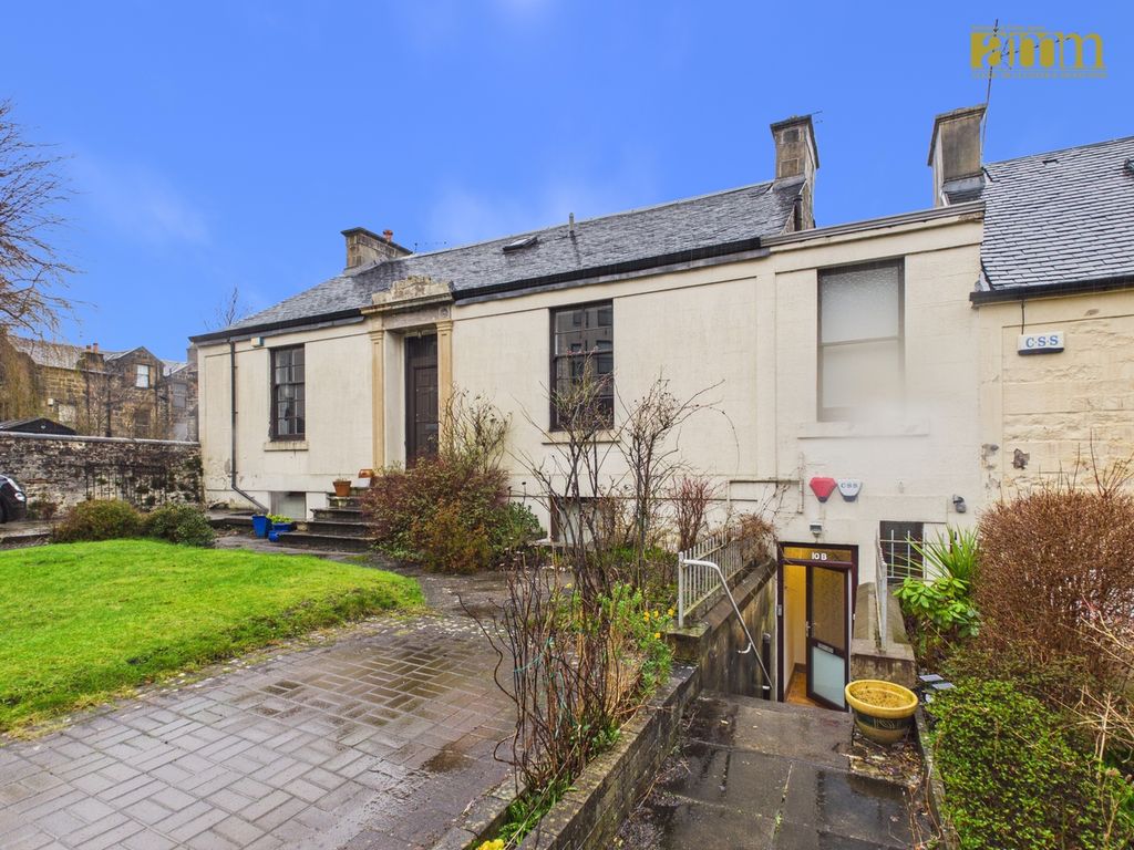 Property photo 3 of 24