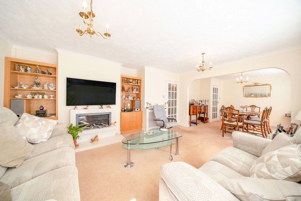 Property photo 2 of 15 Picture No. 14