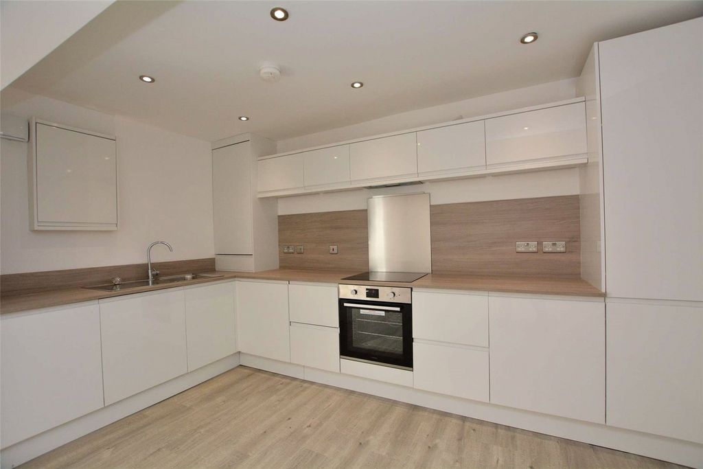 Property photo 1 of 13 Picture No. 06
