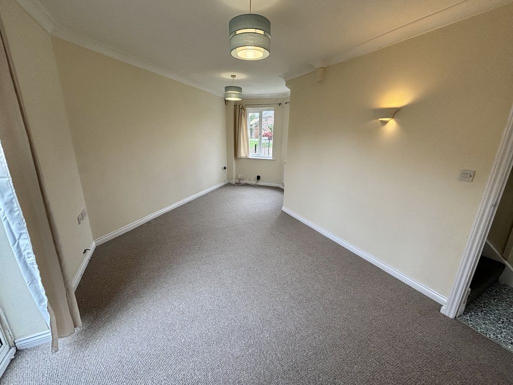 Property photo 3 of 11 Lounge-Diner