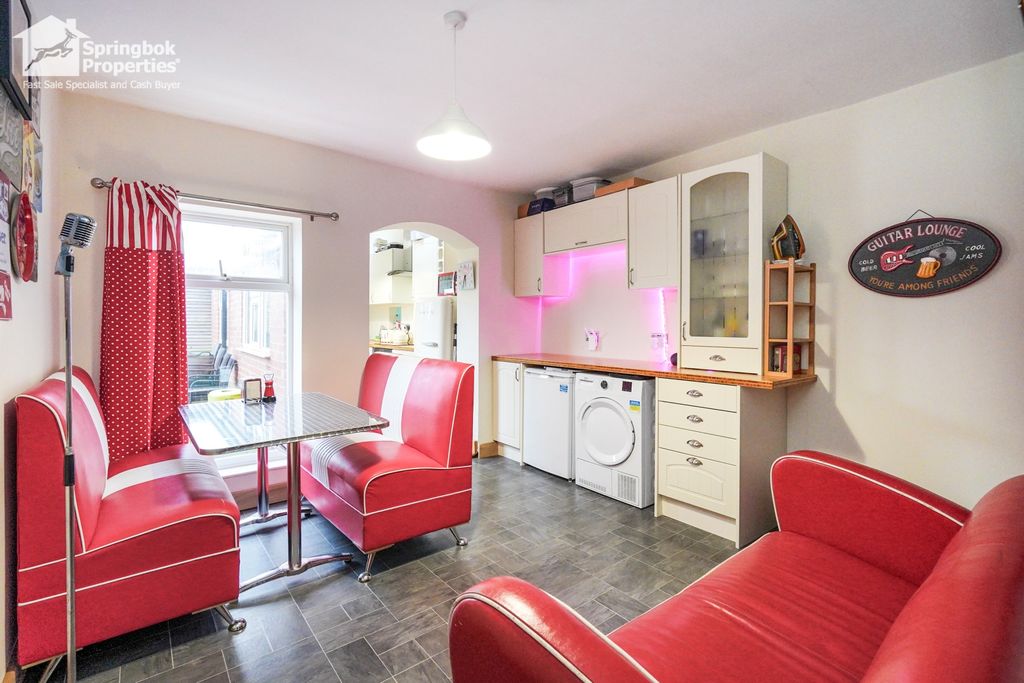 Property photo 3 of 12 Image 3