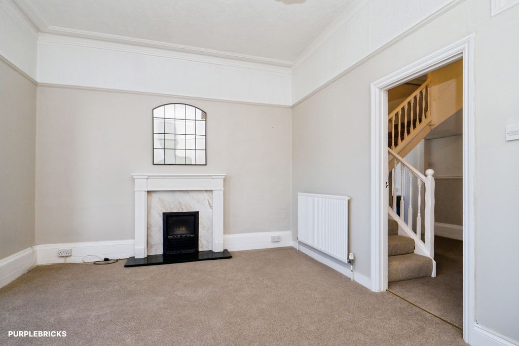 Property photo 3 of 29