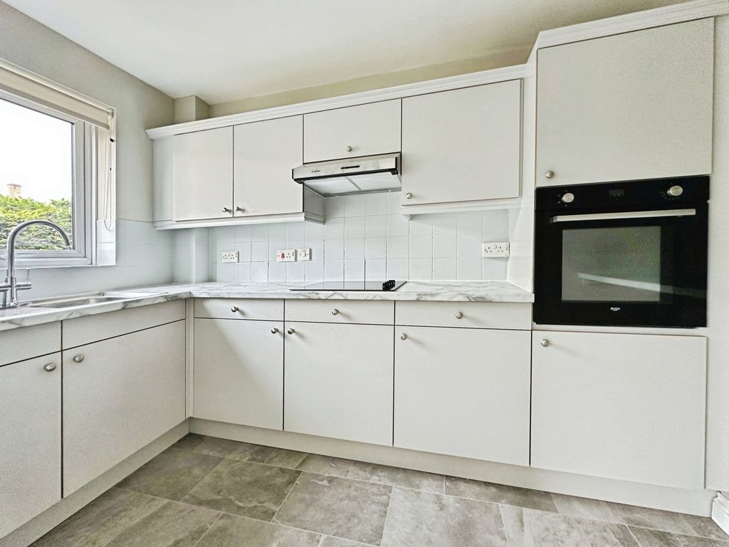 Property photo 3 of 7 Pbox-Img.Jpg