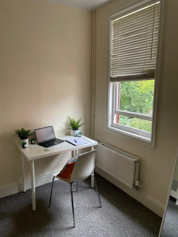 Property photo 3 of 32 1000044869.Jpg