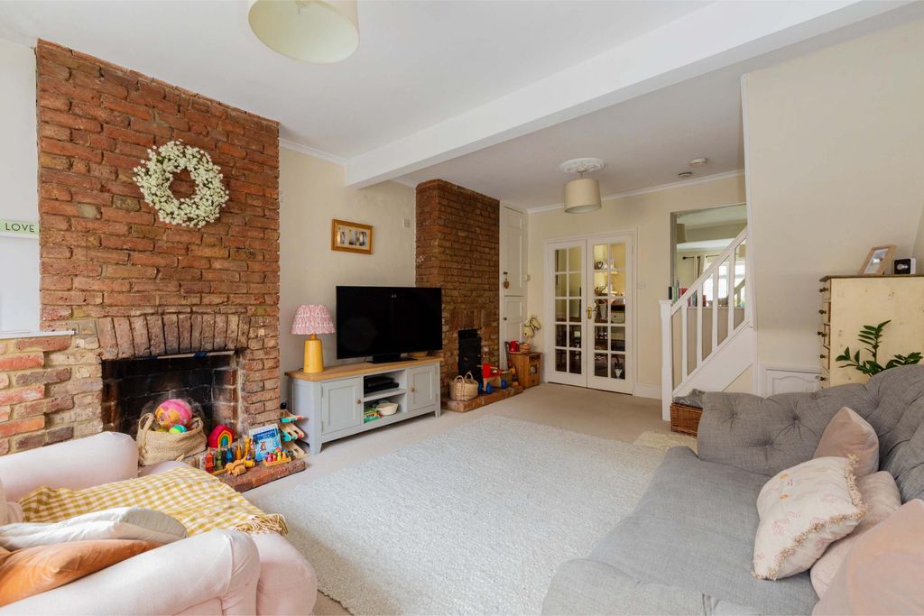 Property photo 3 of 16