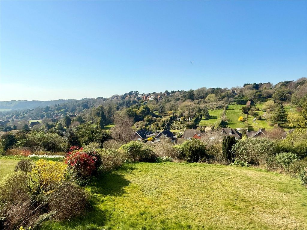 Property photo 3 of 25 Picture No. 30