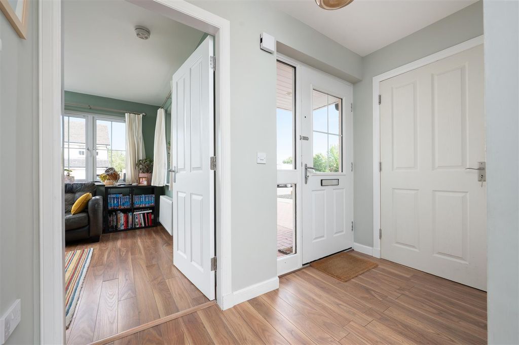 Property photo 3 of 37 11Nethertonroad006.Jpg