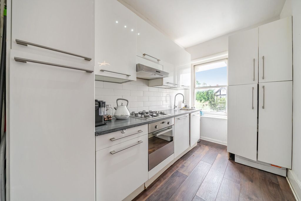 Property photo 3 of 10 1459849-9-6A196E3...