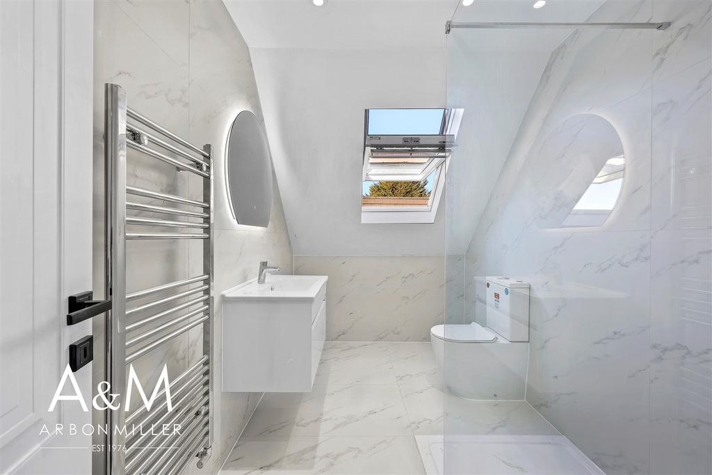 Property photo 3 of 31 4D4A6115.Jpg