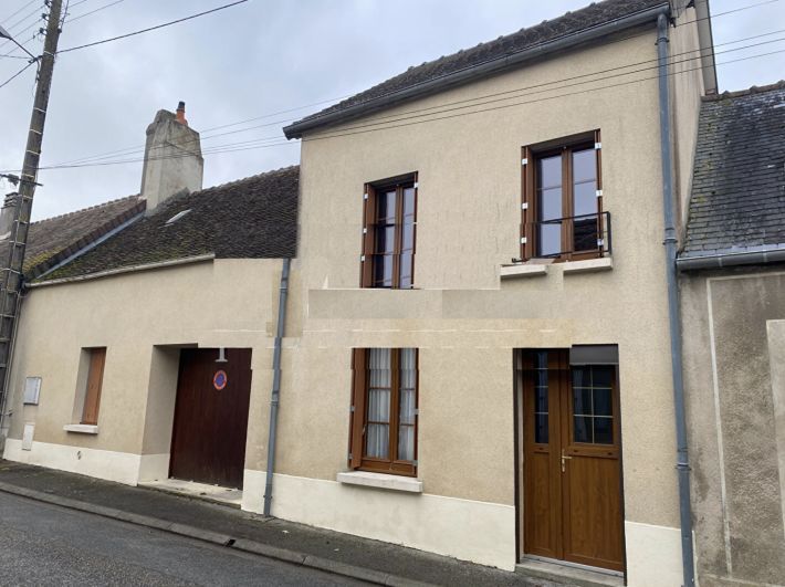 Property photo 1 of 11