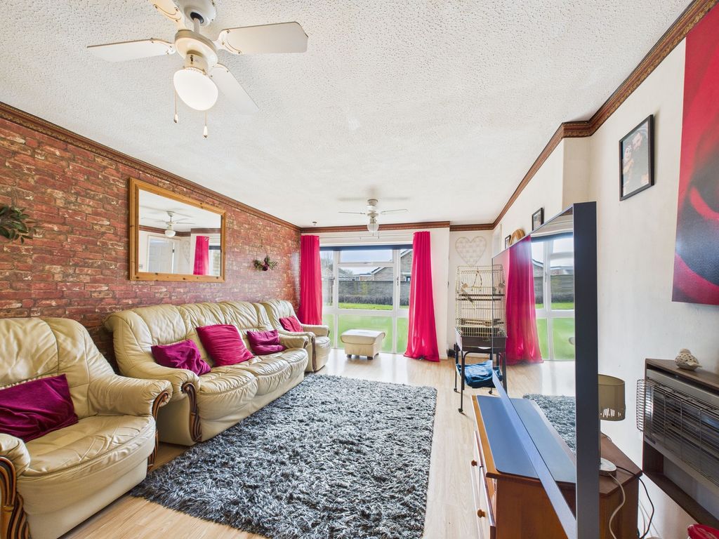 Property photo 3 of 26