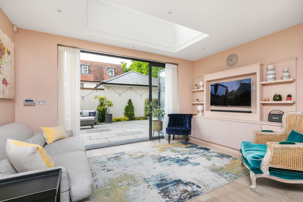 Additional image 6 of 4 bed detached house to rentChilbolton Avenue, Winchester SO22