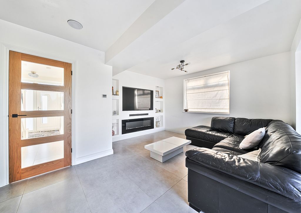 Additional image 5 of 3 bed detached house for saleBretforton Road, Badsey, Evesham WR11