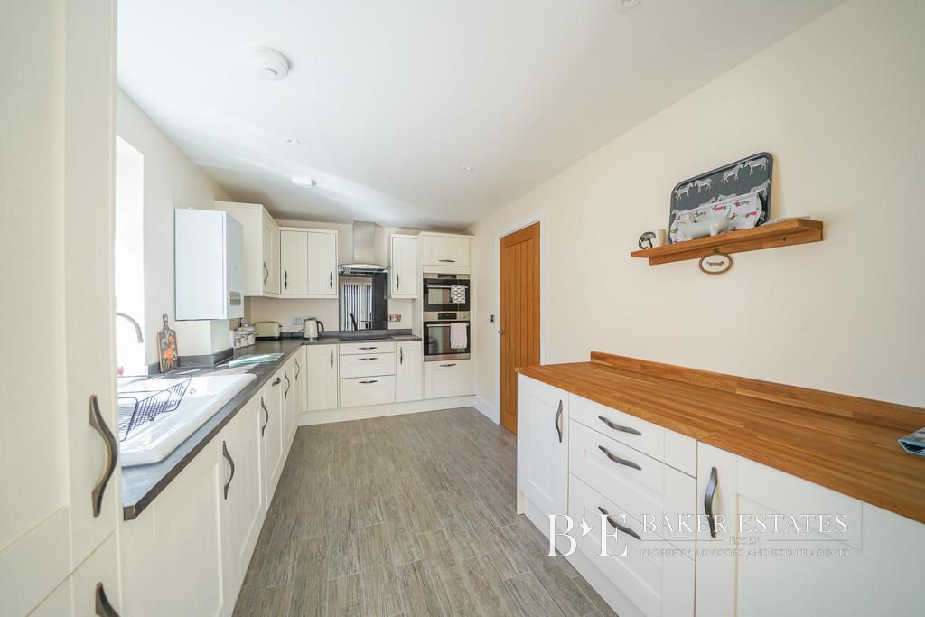 Property photo 3 of 11 34Thestreetwbint-15.Jpg