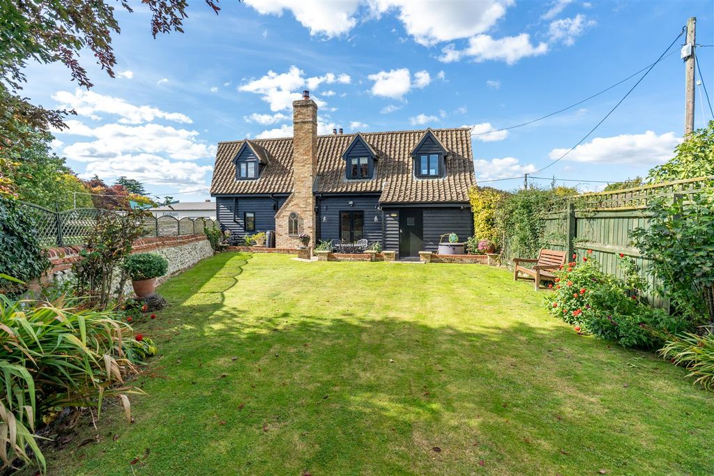 Property photo 1 of 48 8 Isleham Rd, Fordham-08133.Jpg