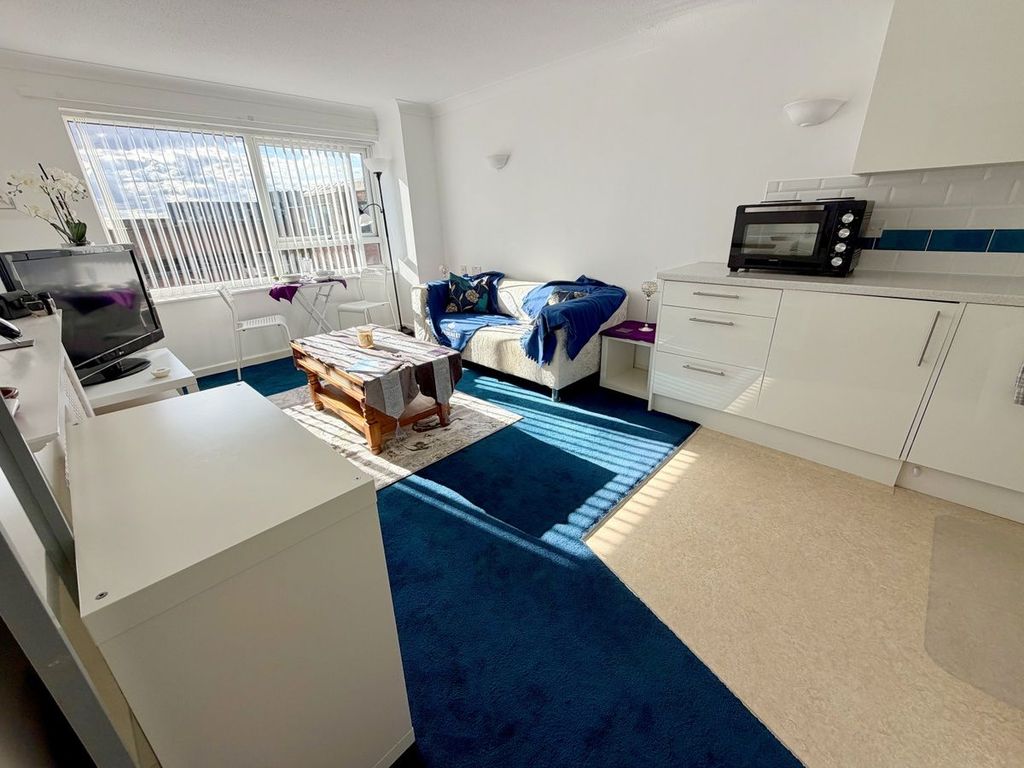 Property photo 1 of 26