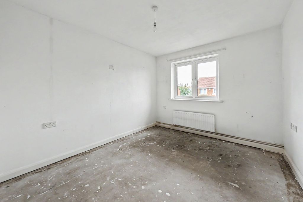 Property photo 2 of 13 47 Tonbridge Avenue, North Shields, Tyne And Wear, Ne29 7Qr