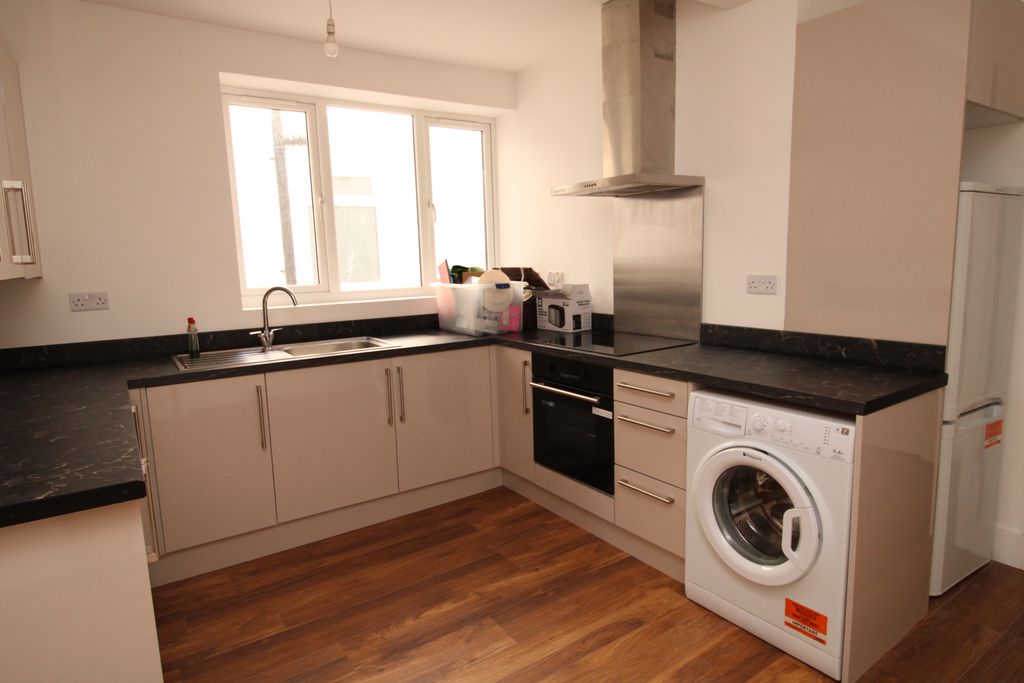 Property photo 2 of 16 Img_6033