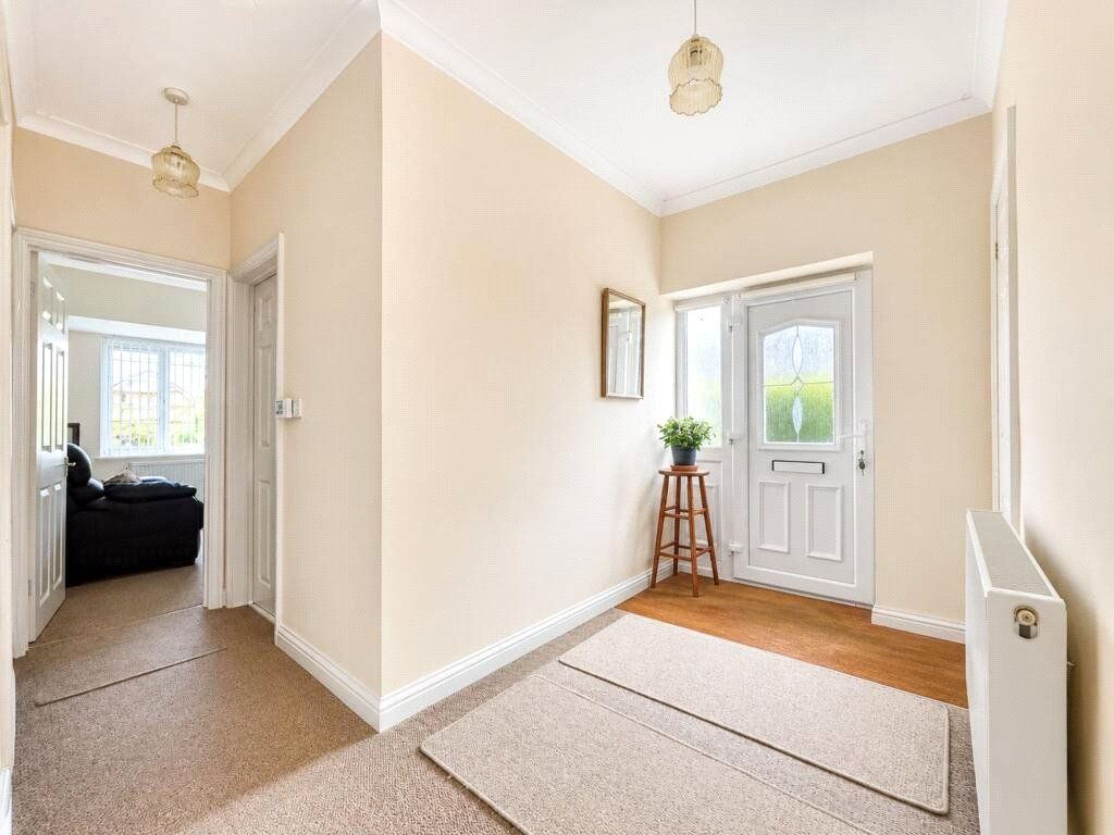 Property photo 2 of 17 Picture No. 44
