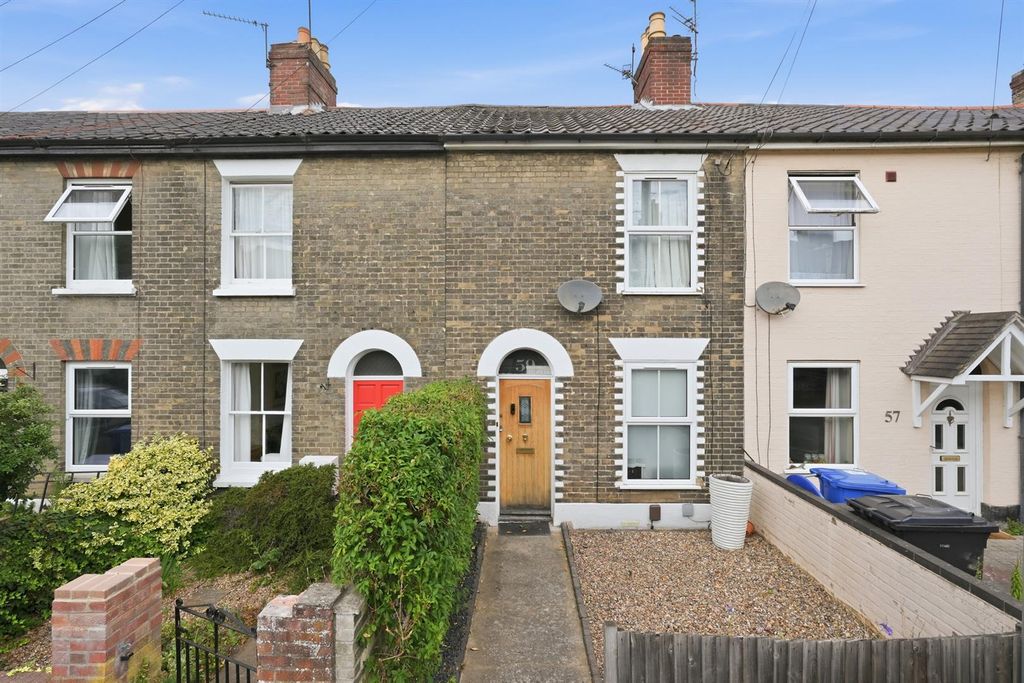 Property photo 1 of 17 59-Newmarketstreet-005.Jpg