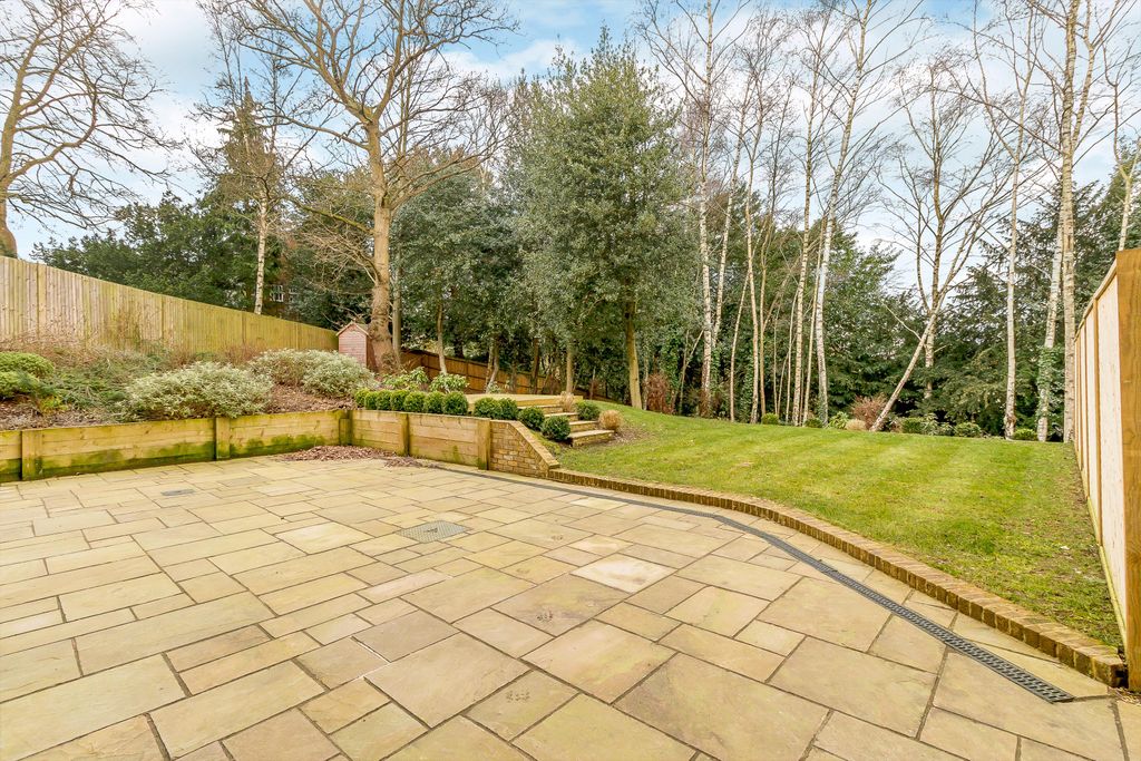 Property photo 3 of 23 Image