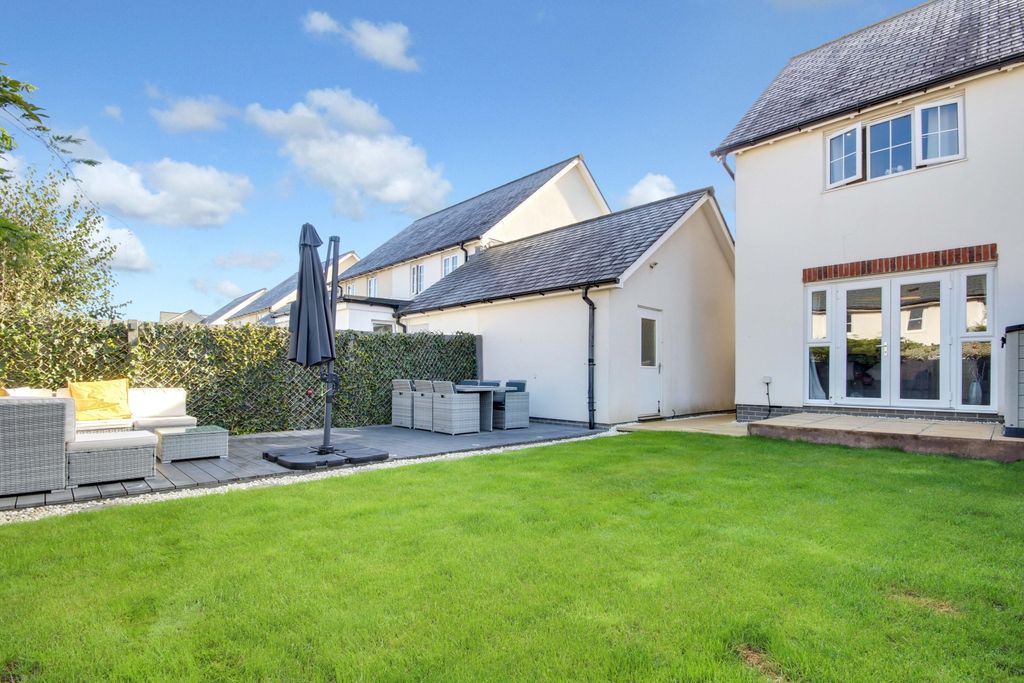 Property photo 2 of 16 Img_2652-Img_2654