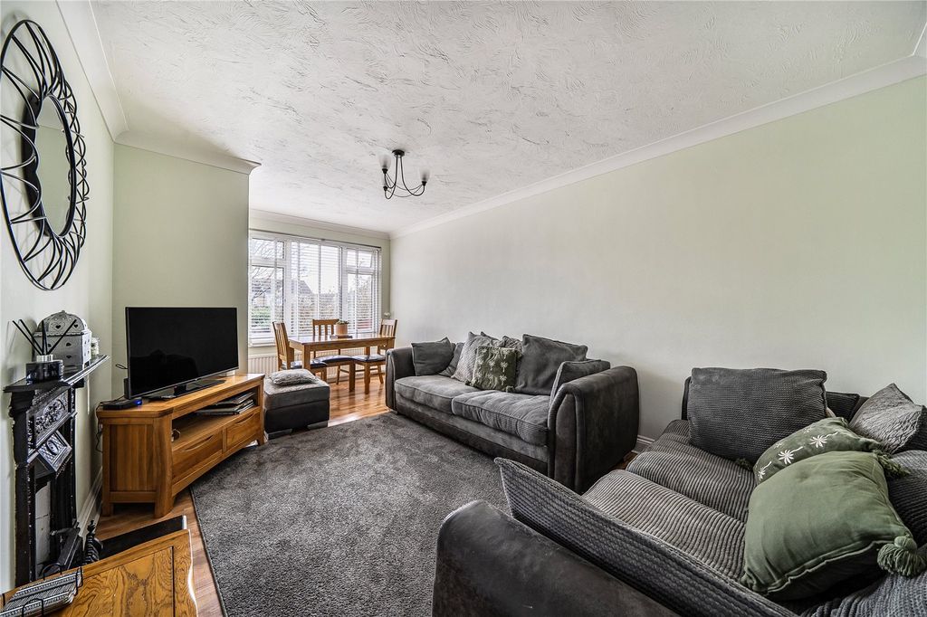 Property photo 2 of 20 Picture No. 11