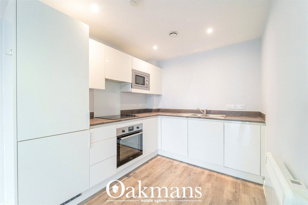 Property photo 3 of 12 Picture No. 01