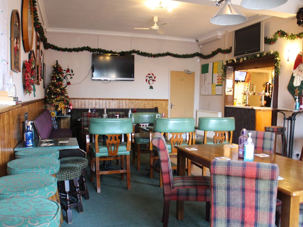 Property photo 2 of 10