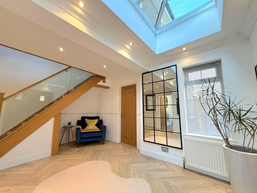 Property photo 3 of 23 20.Jpg