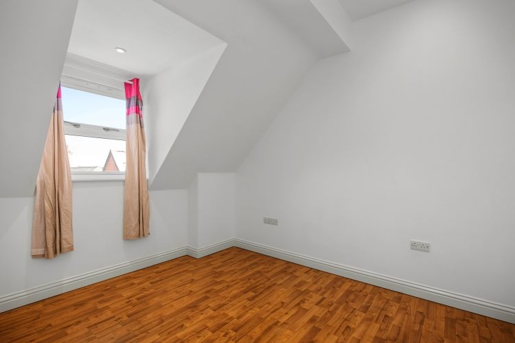 Property photo 3 of 7 336417