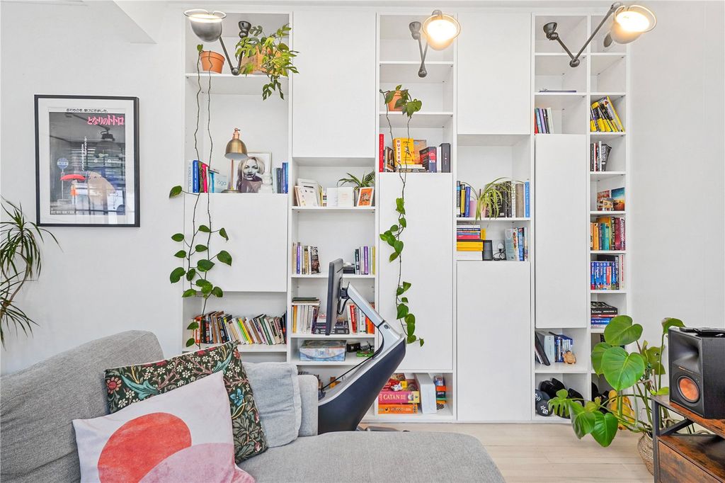 Property photo 3 of 18 Picture No. 20