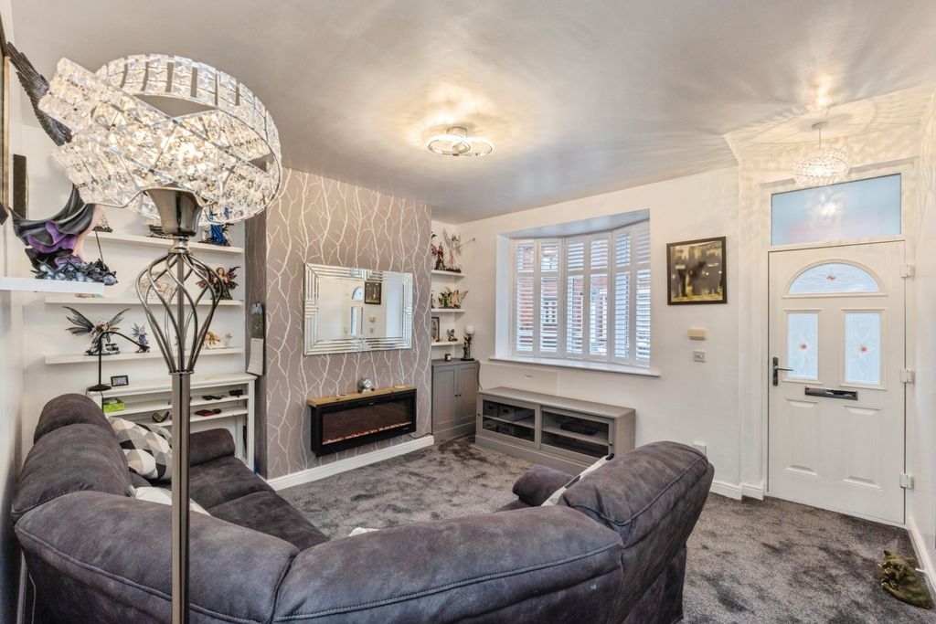 Property photo 3 of 20 Photo #3