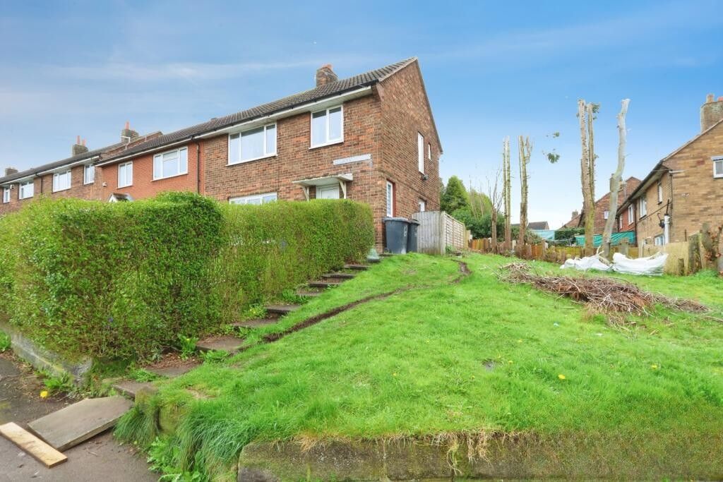 Property photo 1 of 11