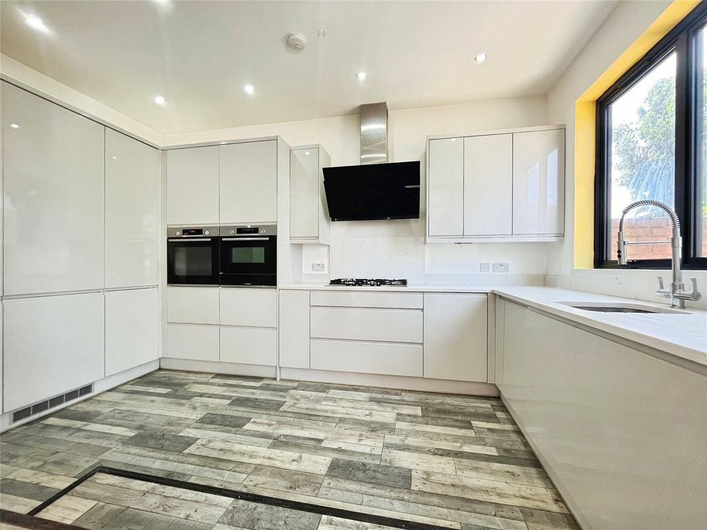 Property photo 2 of 13 Kitchen