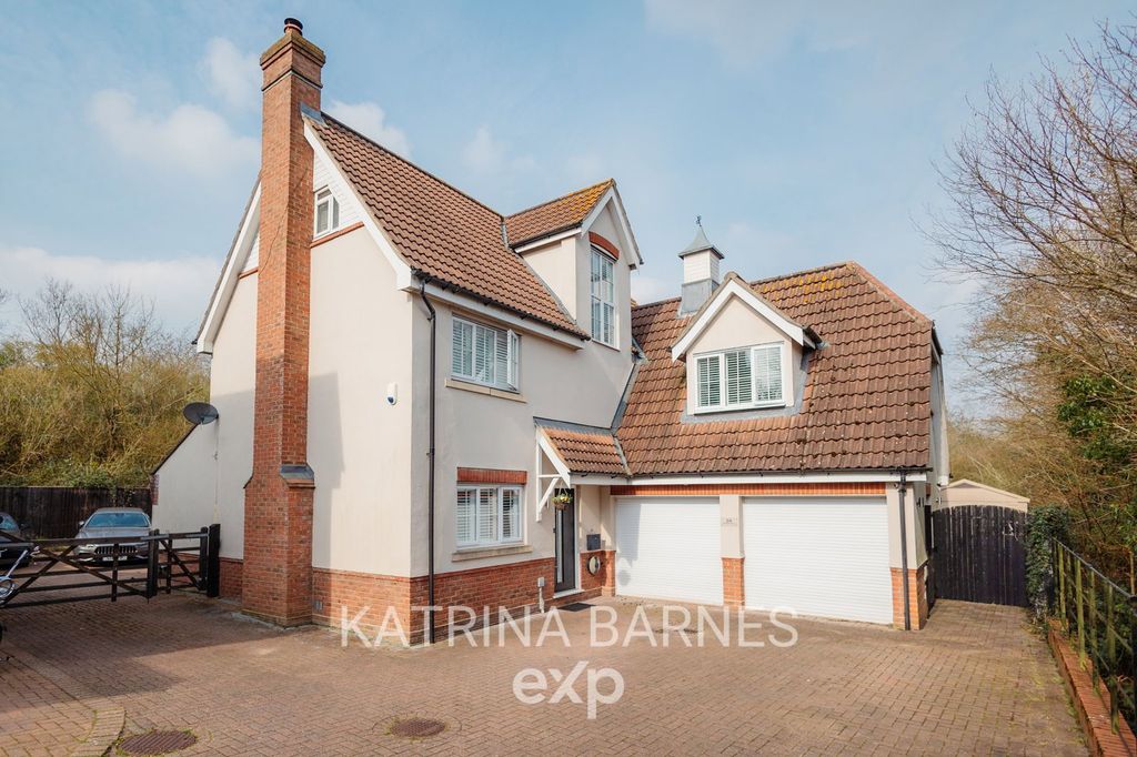 Property photo 1 of 31