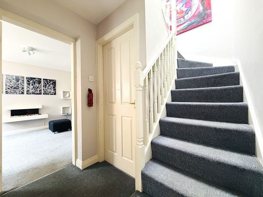 Property photo 2 of 27 Photo 37