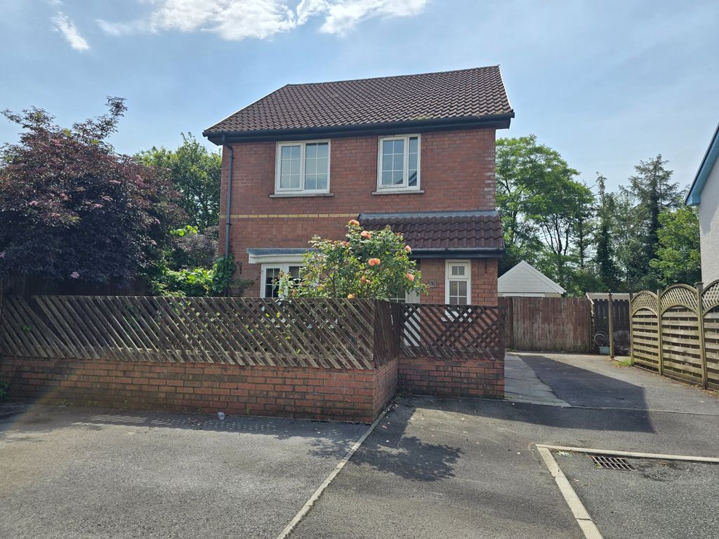 Property photo 1 of 26