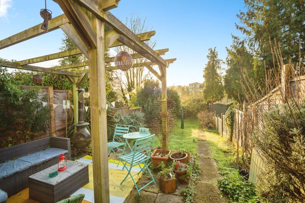 Property photo 2 of 17